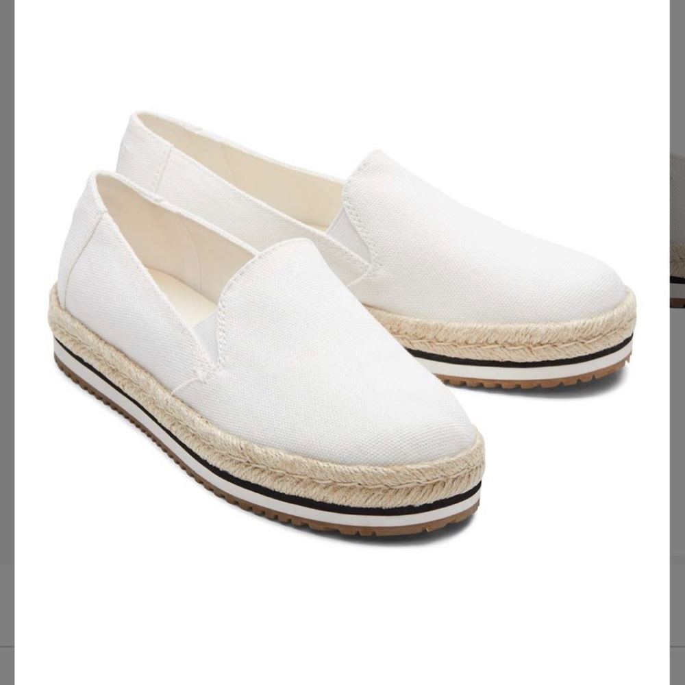 TOMS Palma White Canvas Slip-on Shoe